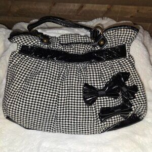 Houndstooth Shoulder Bag